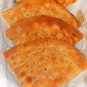 Roghini / Butter Naan